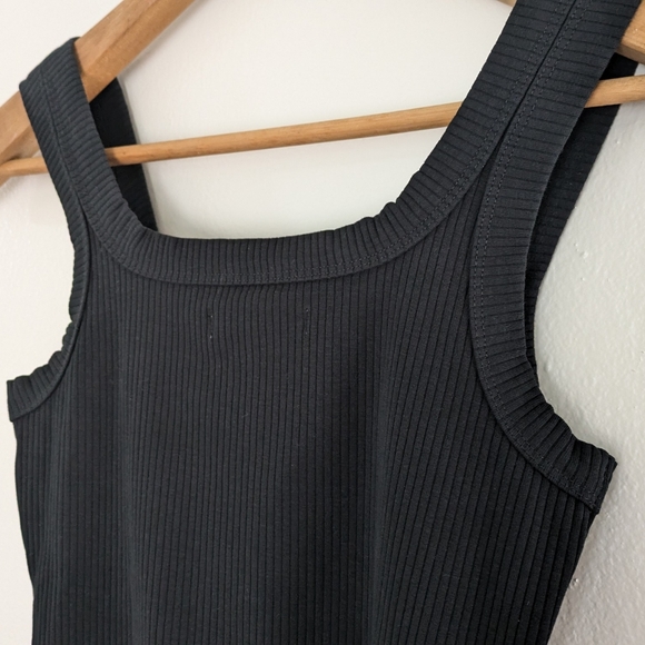 Sold On M! NWT Madewell The Tailored Crop Tank in Sleekhold XXS - Picture 11 of 15